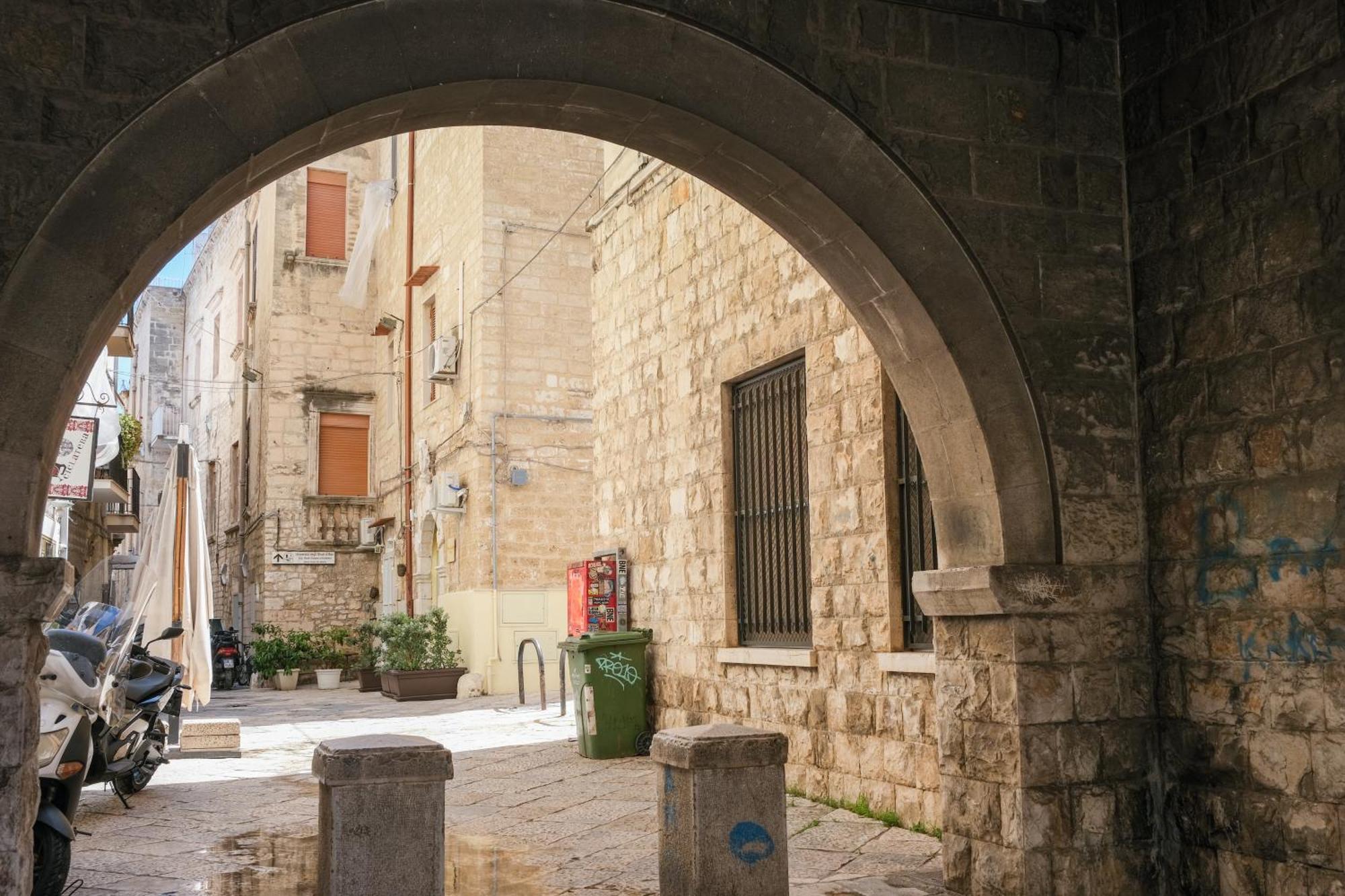 Апартаменты Porta Dei Mori Бари Экстерьер фото